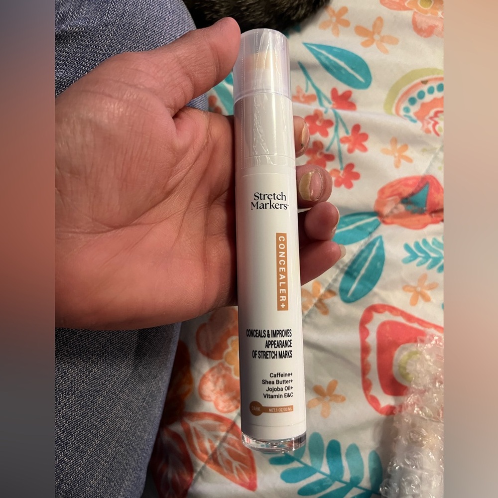 JBH* New! Stretch Markers Concealer + in Dark - Picture 3 of 6